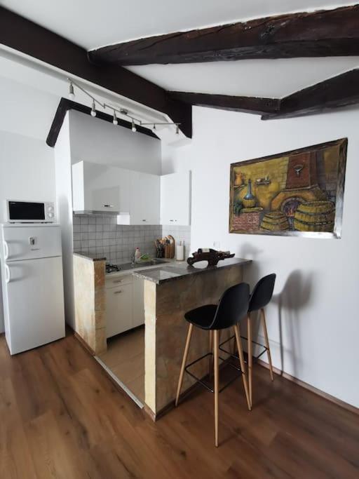 Loft Apartment Pula Bagian luar foto